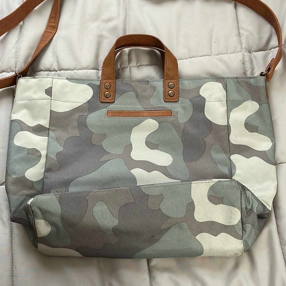 Thirty One Camo Tote Bag